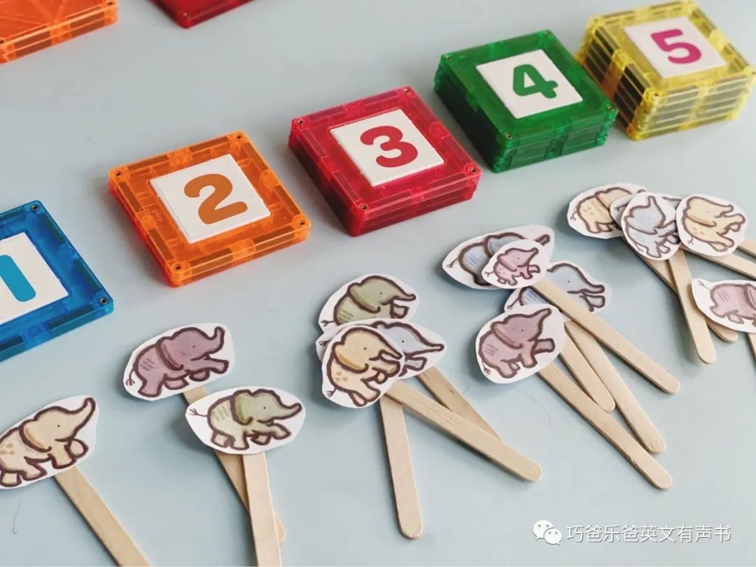 大象排队走 Parade of Elephants by Kevin Henkes高清绘本内页20-巧爸乐爸-绘本推荐